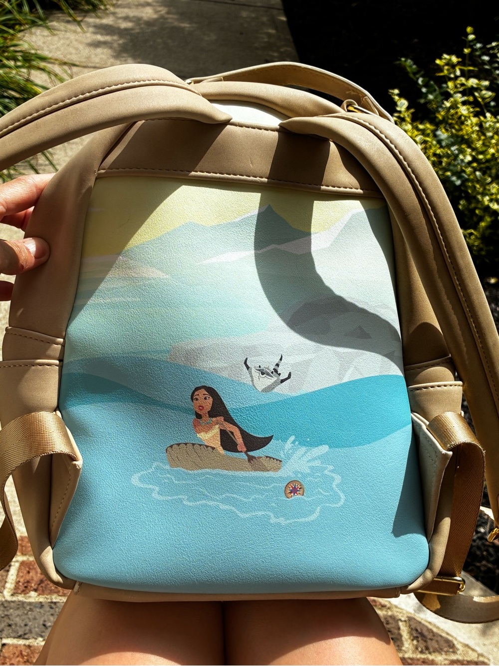 Loungefly Disney Pochahontas - Picture 7 of 9